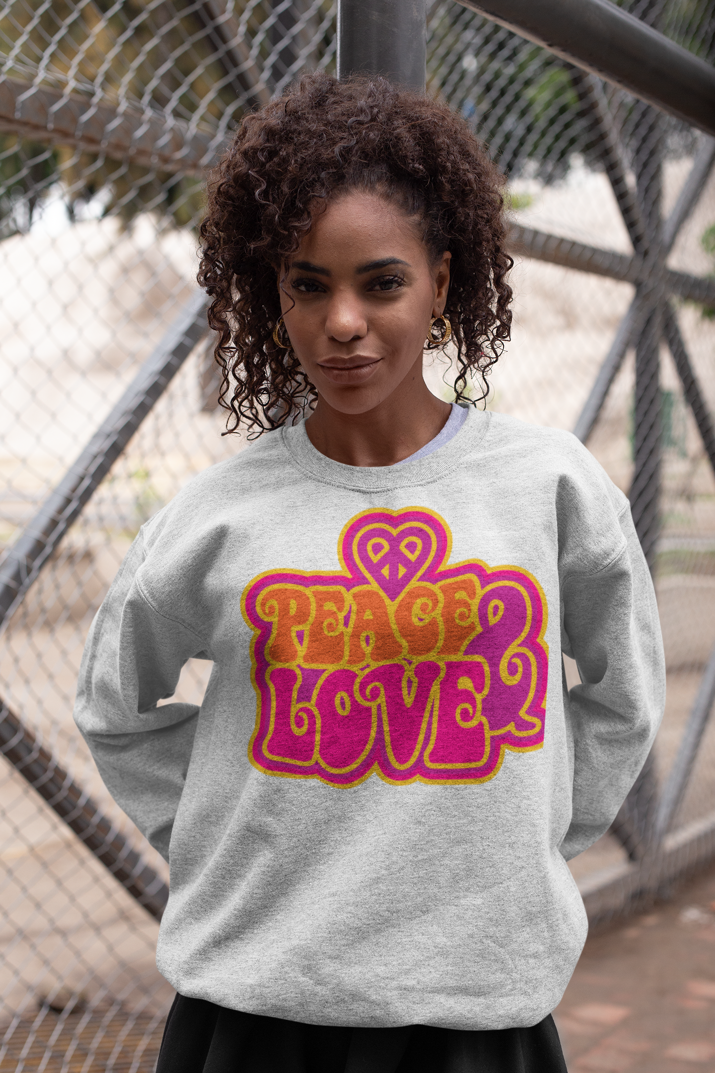 Peace & Love sweatshirt